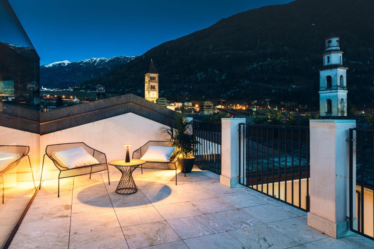 Domus Cavour Rooms&Suites Tirano Extérieur photo