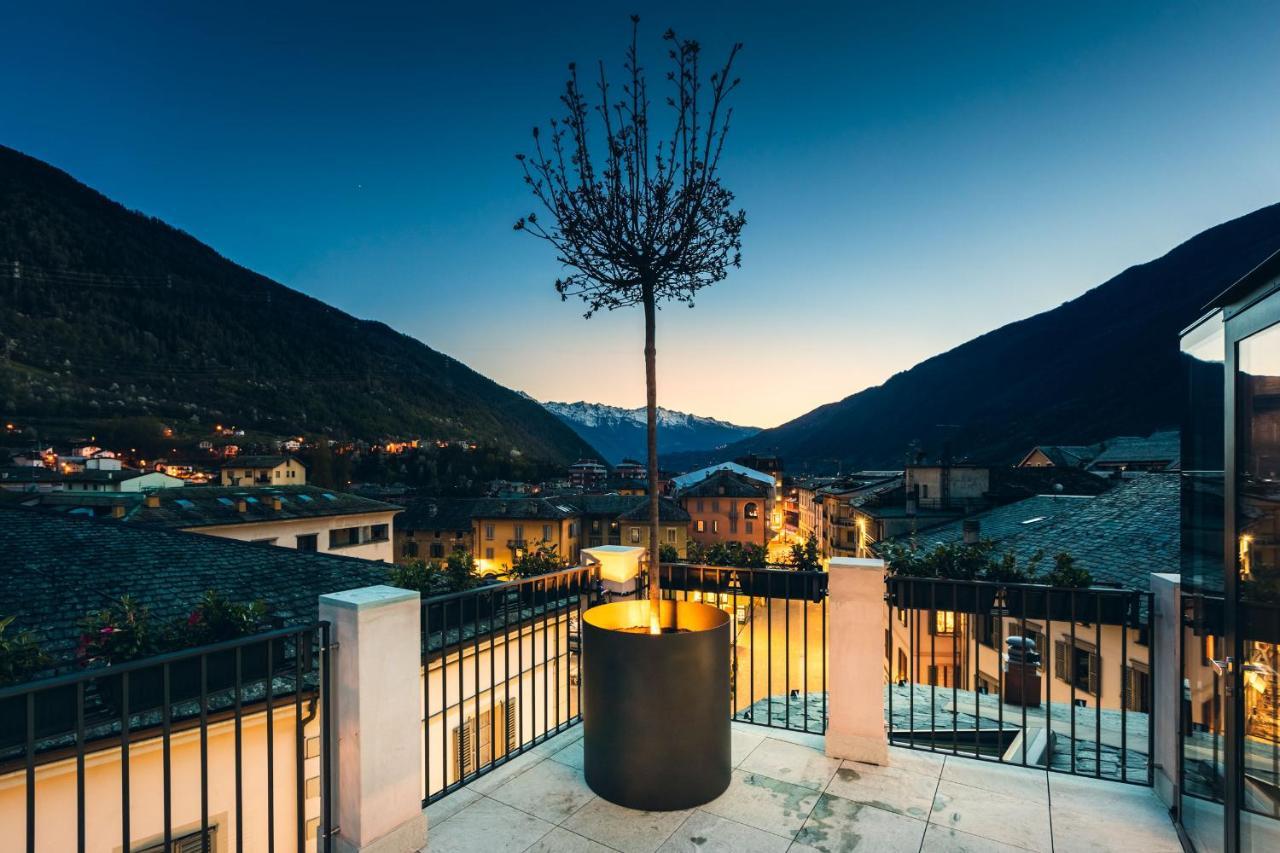 Domus Cavour Rooms&Suites Tirano Extérieur photo