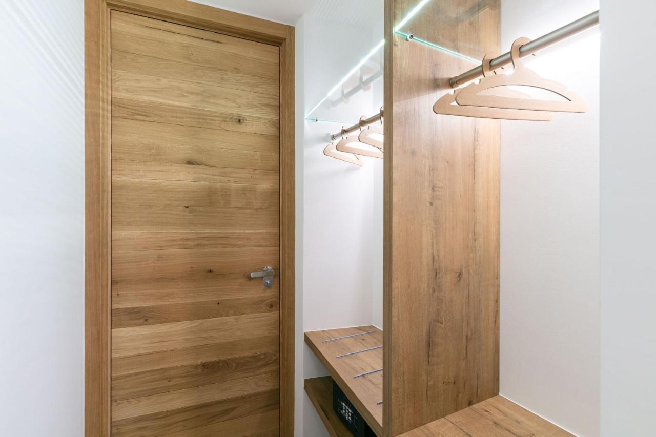 Domus Cavour Rooms&Suites Tirano Extérieur photo