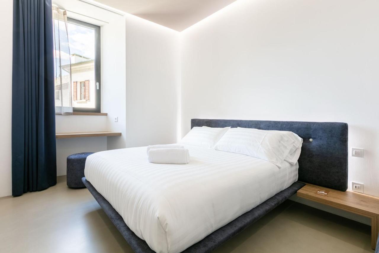 Domus Cavour Rooms&Suites Tirano Chambre photo