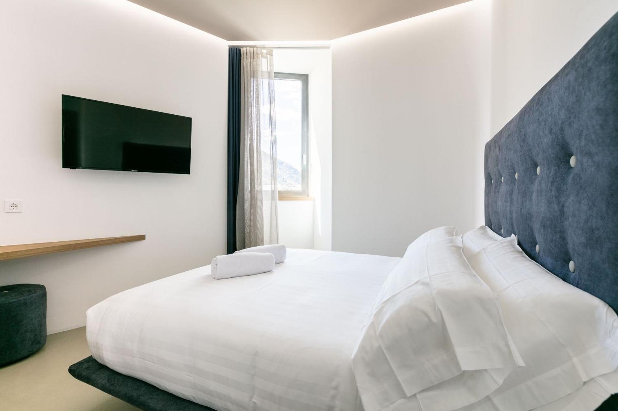 Domus Cavour Rooms&Suites Tirano Chambre photo