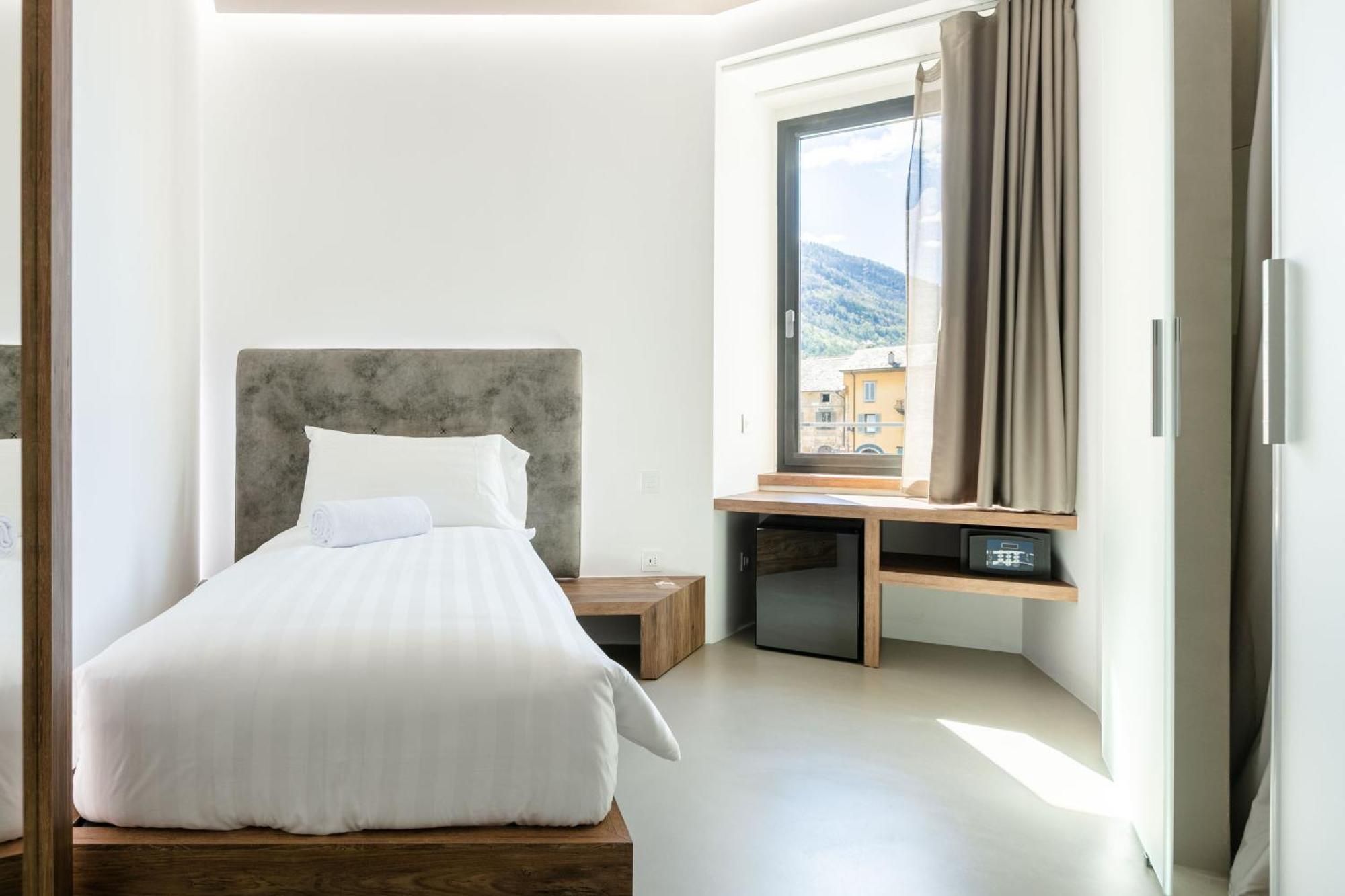 Domus Cavour Rooms&Suites Tirano Chambre photo